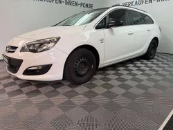 Weiß Gebraucht 2014 Opel Astra Active Kombi | 3.999 € (Guter Preis)