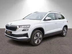 Weiß Gebraucht 2022 Skoda Karoq Ambition SUV | 23.960 € (Guter Preis)