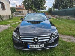 Schwarz Gebraucht 2017 Mercedes E200 Limousine | 25.999 € (Fairer Preis)