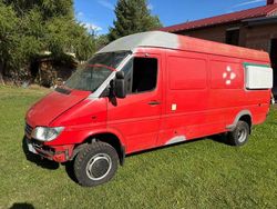 Rot Gebraucht 2006 Mercedes Sprinter Van | 22.950 € (Teuer)
