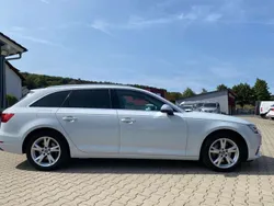 Weiß Gebraucht 2017 Audi A4 Sport Kombi | 18.500 € (Teuer)