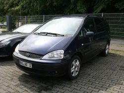 Luganoblau Gebraucht 2003 Ford Galaxy Trend Van / Kleinbus | 1.200 € (Superpreis)