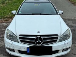 Weiß Gebraucht 2008 Mercedes C220 Avantgarde Kombi | 6.000 € (Fairer Preis)