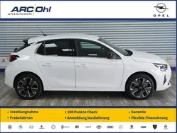 Weiß Gebraucht 2023 Opel Corsa-e Ultimate Kleinwagen | 20.690 € (Etwas zu teuer)