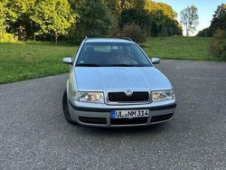 Silber Gebraucht 2004 Skoda Octavia Kombi | 2.200 € (Fairer Preis)