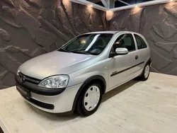 Silber Gebraucht 2001 Opel Corsa Limousine | 2.490 € (Teuer)