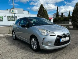 Silber Gebraucht 2012 Citroën DS3 So Chic Kleinwagen | 5.150 € (Fairer Preis)