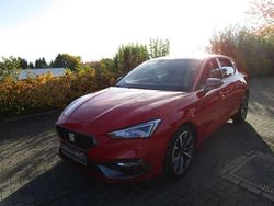 Rojo emocion Gebraucht 2021 Seat Leon FR Limousine | 18.990 € (Fairer Preis)