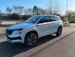Weiß Neu 2025 Skoda Karoq SportLine SUV | 38.900 € (Teuer)