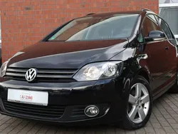Schwarz Gebraucht 2011 VW Golf Plus Cross Team Van / Kleinbus | 5.990 € (Fairer Preis)
