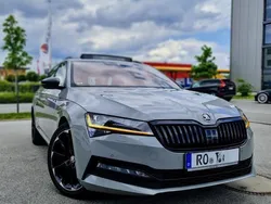 Grau Gebraucht 2019 Skoda Superb SportLine Kombi | 25.000 € (Teuer)