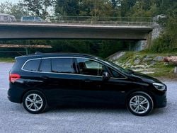 Schwarz Gebraucht 2018 BMW 218 Gran Tourer Luxury Line Van / Kleinbus | 11.600 € (Guter Preis)