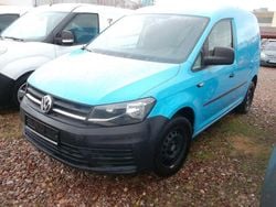 Grün Gebraucht 2018 VW Caddy Van / Kleinbus | 9.999 € (Fairer Preis)