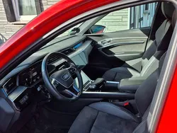 Rot Gebraucht 2021 Audi e-tron S-Line SUV | 25.500 €