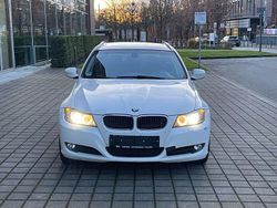 Weiß Gebraucht 2012 BMW 320 Comfort Edition Kombi | 4.800 € (Superpreis)