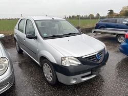 Silber Gebraucht 2008 Dacia Logan Ambiance Limousine | 2.790 € (Teuer)