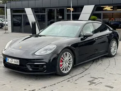 Porsche Panamera 4S