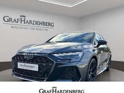 Grau Neu 2025 Audi RS3 Comfort Limousine | 67.614 € (Guter Preis)