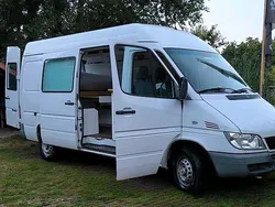 Weiß Gebraucht 2002 Mercedes Sprinter Van | 10.000 €