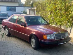 Rot Gebraucht 1993 Mercedes E220 Sportline Limousine | 4.999 €