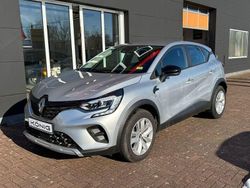 Grau Gebraucht 2023 Renault Captur Evolution SUV | 22.097 € (Fairer Preis)