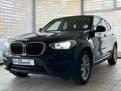 Black sapphire metallic Gebraucht 2021 BMW X3 Sport Line SUV | 33.899 € (Superpreis)