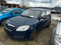 Blau Gebraucht 2009 Skoda Roomster Kombi | 1.400 € (Superpreis)