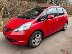 Rot Gebraucht 2009 Honda Jazz Exclusive Kleinwagen | 1.990 € (Superpreis)
