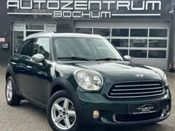 Grün Gebraucht 2011 Mini Cooper Countryman SUV | 8.971 € (Fairer Preis)