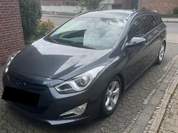 Grau Gebraucht 2014 Hyundai i40 Kombi | 7.980 € (Guter Preis)