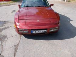 Rot Gebraucht 1986 Porsche 944 Coupé | 20.000 €