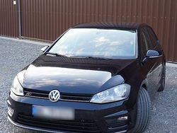 Schwarz Gebraucht 2014 VW Golf VII Cup Kleinwagen | 9.900 € (Fairer Preis)