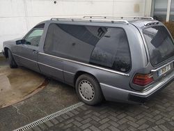 Grau Gebraucht 1990 Mercedes 300 Kombi | 3.570 €