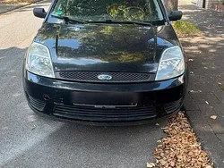 Schwarz Gebraucht 2005 Ford Fiesta Kleinwagen | 900 € (Guter Preis)