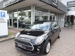 Schwarz Gebraucht 2016 Mini ONE Kleinwagen | 10.990 € (Fairer Preis)
