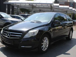 Schwarz Gebraucht 2014 Mercedes R350 Van / Kleinbus | 9.900 €