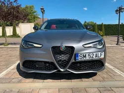 Silber Gebraucht 2019 Alfa Romeo Giulia Ti Limousine | 22.800 € (Guter Preis)