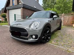 Grau Gebraucht 2018 Mini One Clubman Pepper Kombi | 13.200 € (Fairer Preis)
