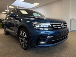 Blau Gebraucht 2020 VW Tiguan R-line SUV | 24.490 €