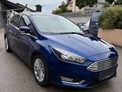 Blau Gebraucht 2015 Ford Focus Titanium Limousine | 9.850 € (Teuer)