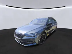 Grau Gebraucht 2021 Skoda Superb SportLine Kombi | 30.790 € (Fairer Preis)