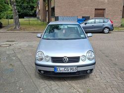 Silber Gebraucht 2004 VW Polo Basis Limousine | 1.600 € (Fairer Preis)
