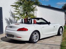 Weiß Gebraucht 2010 BMW Z4 Cabrio | 15.800 € (Etwas zu teuer)