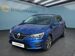 Blau Gebraucht 2022 Renault Mégane IV Limousine | 24.599 € (Teuer)