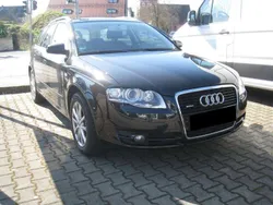 Phantomschwarz metallic Gebraucht 2008 Audi A4 Kombi | 3.990 € (Superpreis)