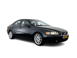 Schwarz Gebraucht 2005 Volvo S60 Momentum Limousine | 2.645 € (Teuer)