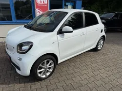 Weiß Gebraucht 2019 Smart ForFour Basis Limousine | 14.999 € (Etwas zu teuer)