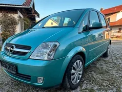 Grün Gebraucht 2003 Opel Meriva Van / Kleinbus | 2.999 € (Etwas zu teuer)