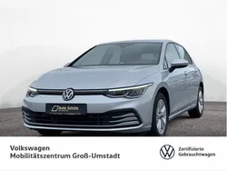 Reflexsilber metallic Gebraucht 2023 VW Golf VIII Life Limousine | 22.750 € (Fairer Preis)