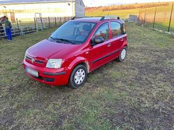 Rot Gebraucht 2010 Fiat Panda Kleinwagen | 2.150 €